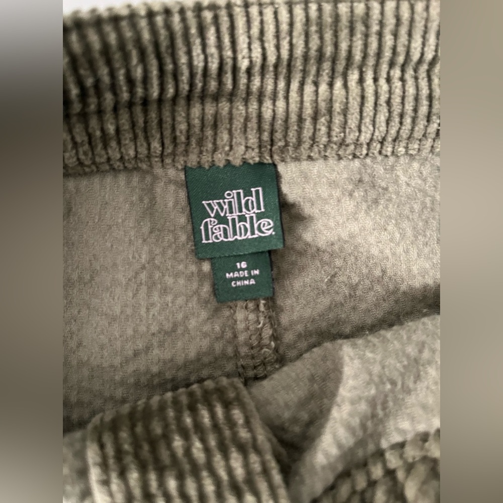 Green Corduroy Skirt - Picture 3 of 8